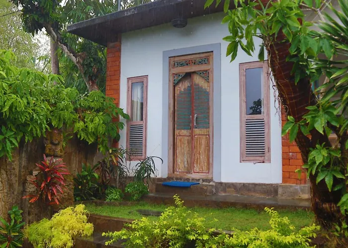 Pranajaya Loka ホテル