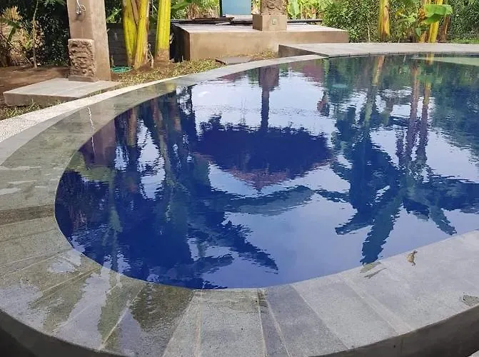 ホテル Pranajaya Loka